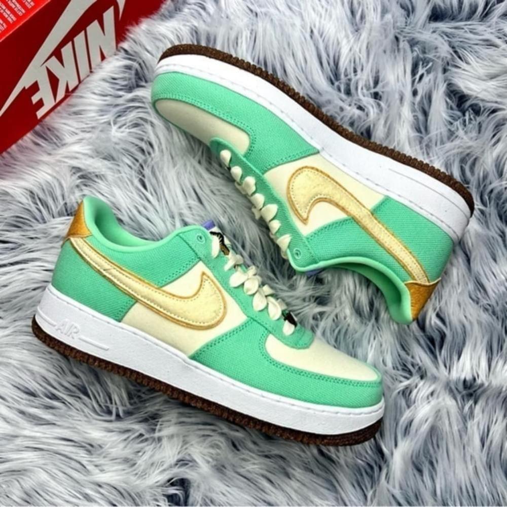 Nike Air Force 1 '07 LX